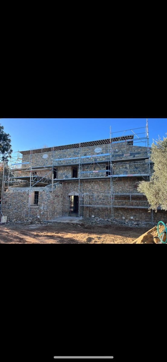 Villa des Gombert photo 32