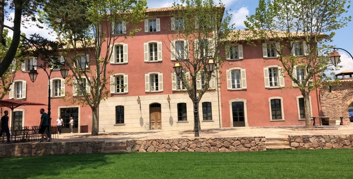 Château Saint Roux photo 19